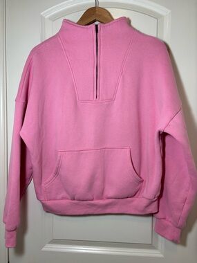 Trendy queen Women's Pink Half-Zip Crewneck Pullover
